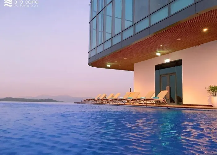 A La Carte Bay Apartment Ha Long